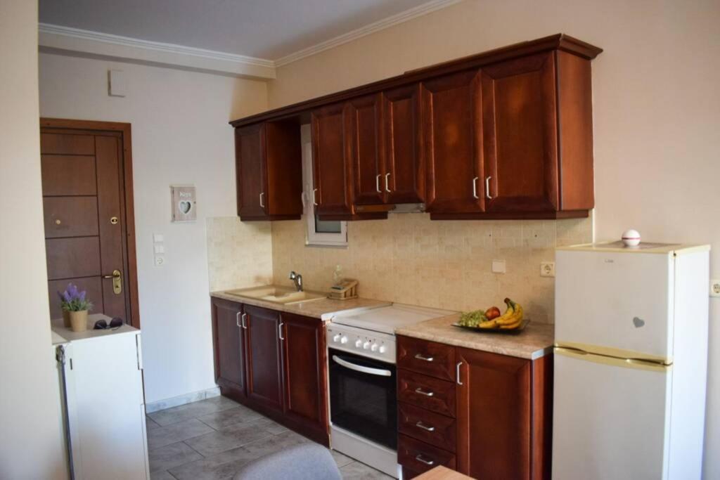 Picolla Casa Appartamento Xylokastro Esterno foto